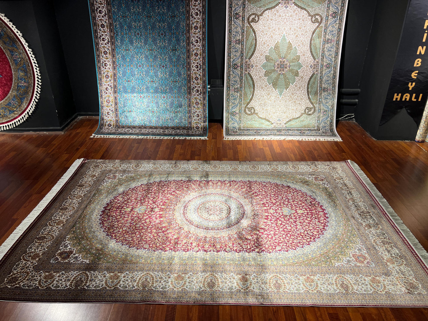 7x10 ft Red Medallion Silk Rug Luxury Classic Floral Area Rug Elegant Living Room Decor