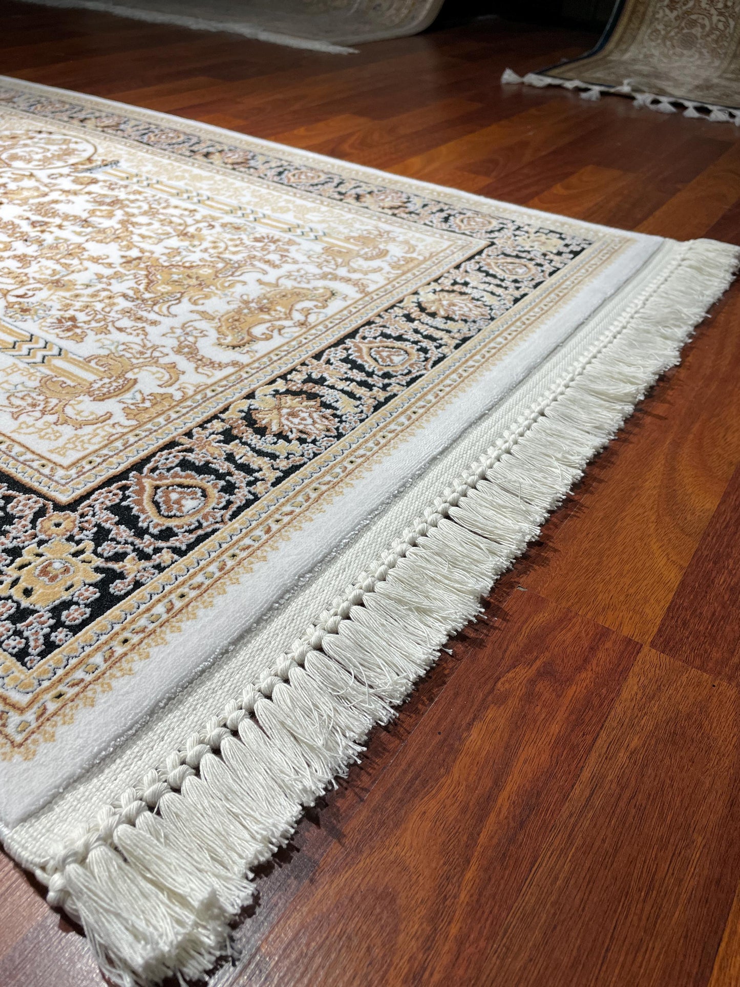 2.62x4.10 ft Fringed Cream Black Bamboo Acrylic Sajjadah Prayer Rug, Floral Mihrab Islamic Prayer Mat