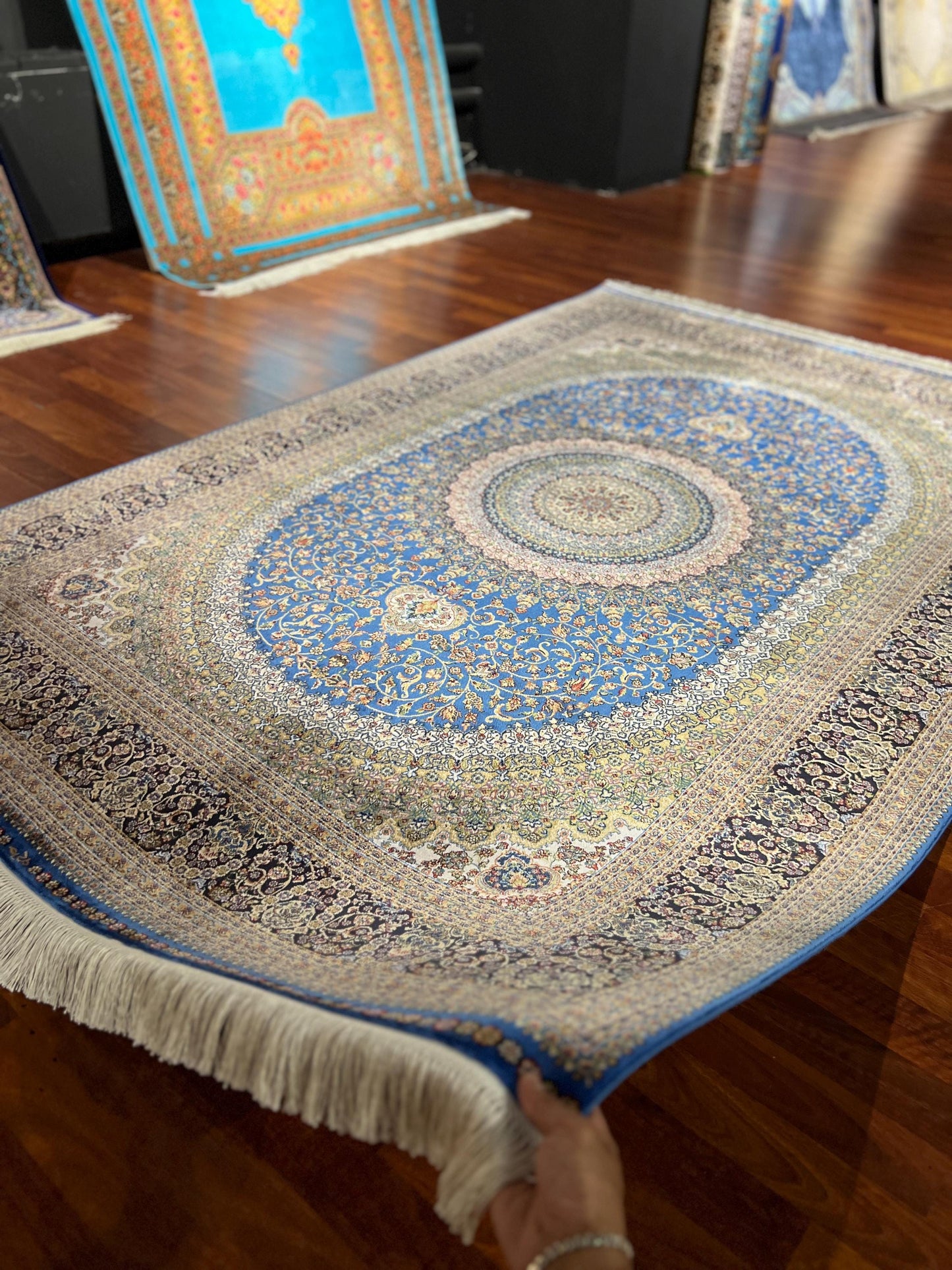 5x8 Blue Medallion Bamboo Silk Rug, Luxury Living Room Area Carpet, Elegant Floral Pattern Home Decor