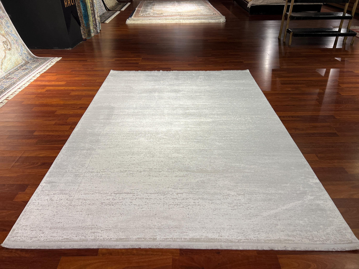 5x8 ft Minimalist Gray Modern Rug Contemporary Acrylic Viscose Area Rug Elegant Living Room Decor
