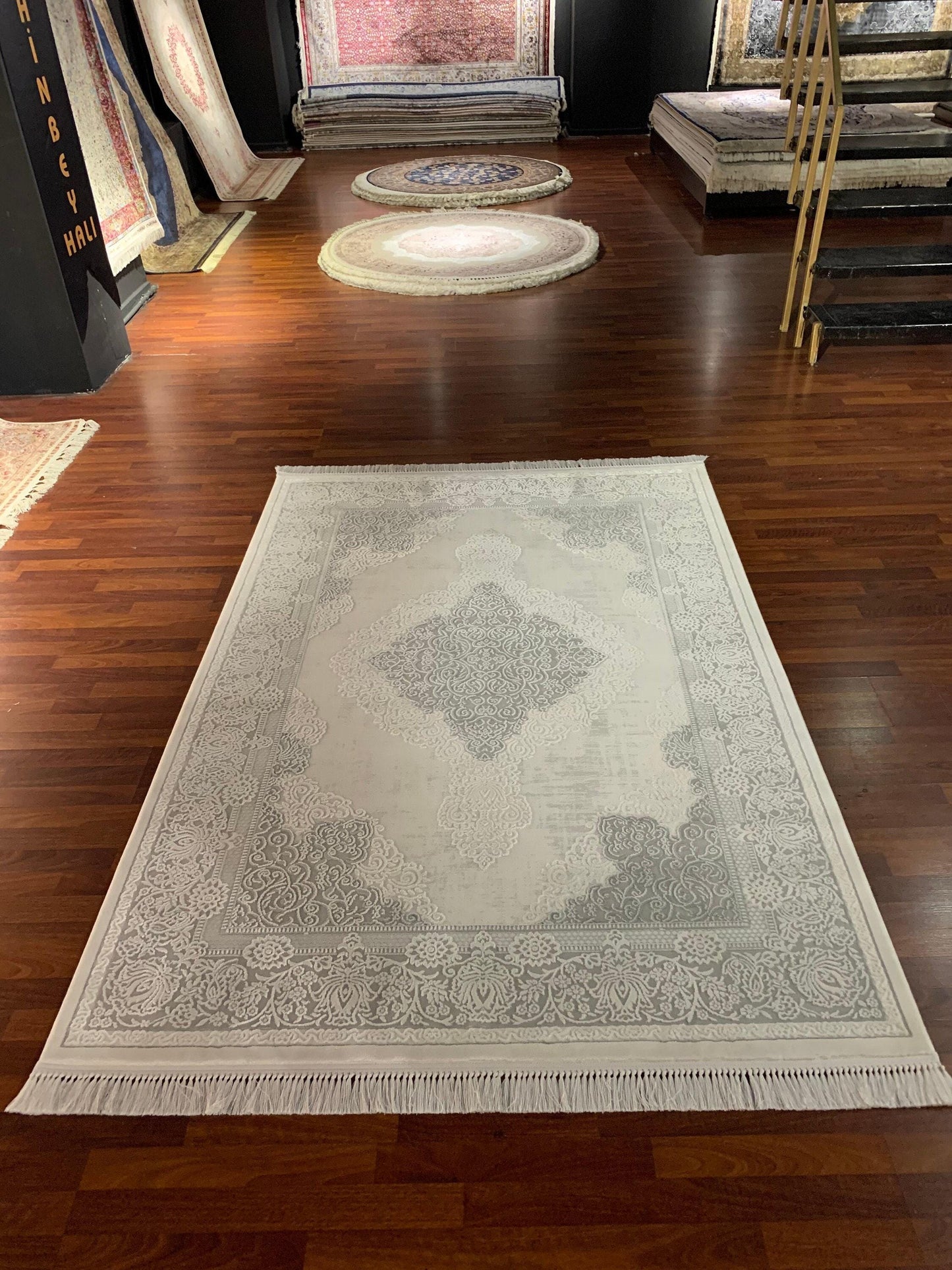 5x8 Gray Beige Area Rug, Modern Living Room Rug, Soft Acrylic Carpet for Home or Office