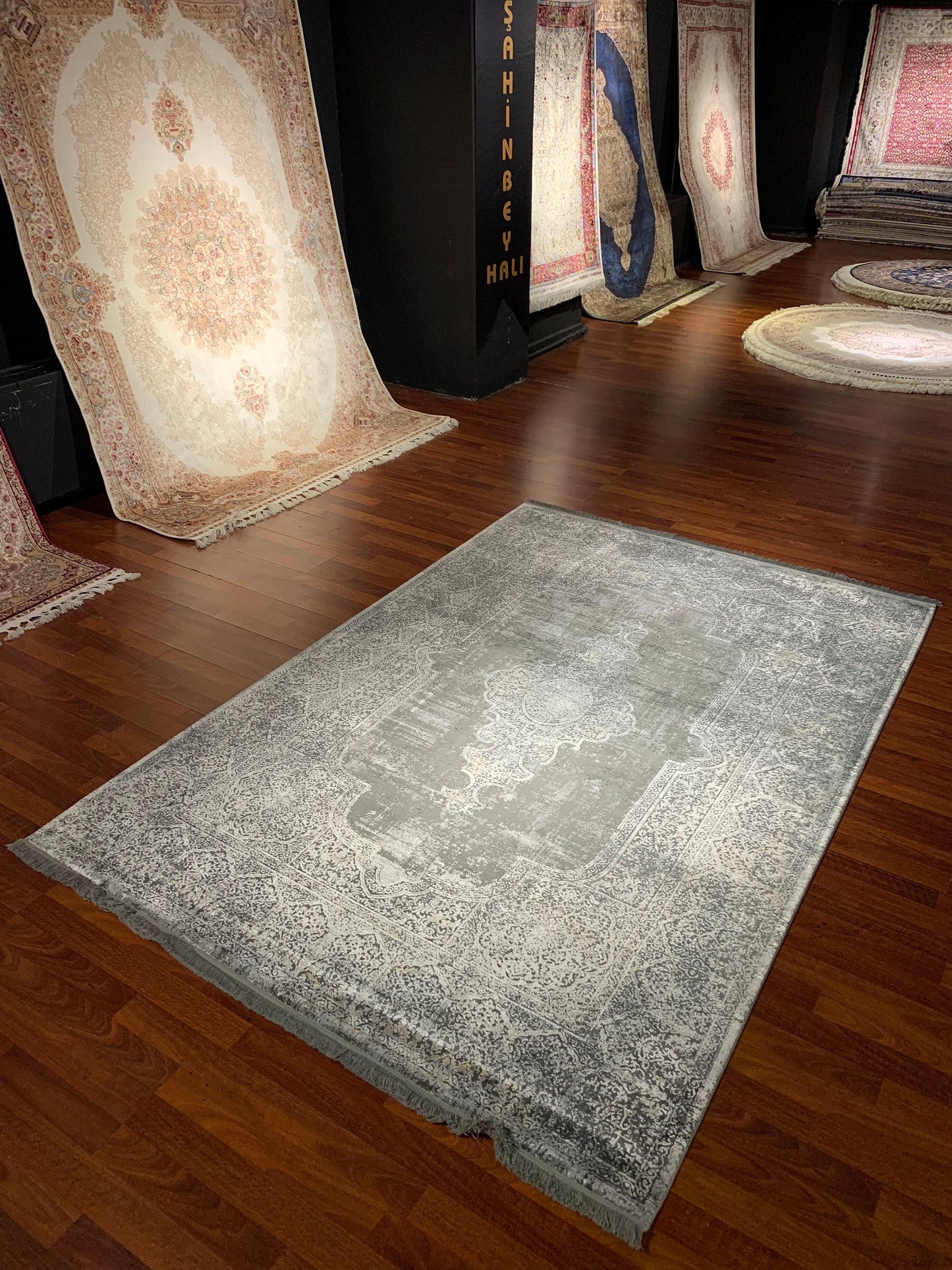 5x8 Gray Area Rug, Vintage Style Living Room Carpet, Modern Acrylic Home Rug