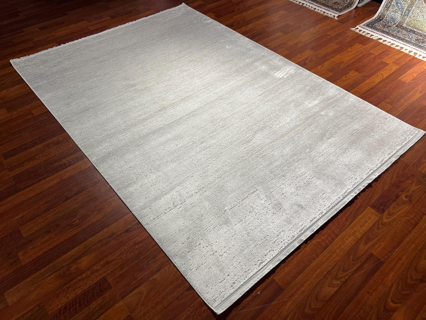 5x8 ft Minimalist Gray Modern Rug Contemporary Acrylic Viscose Area Rug Elegant Living Room Decor