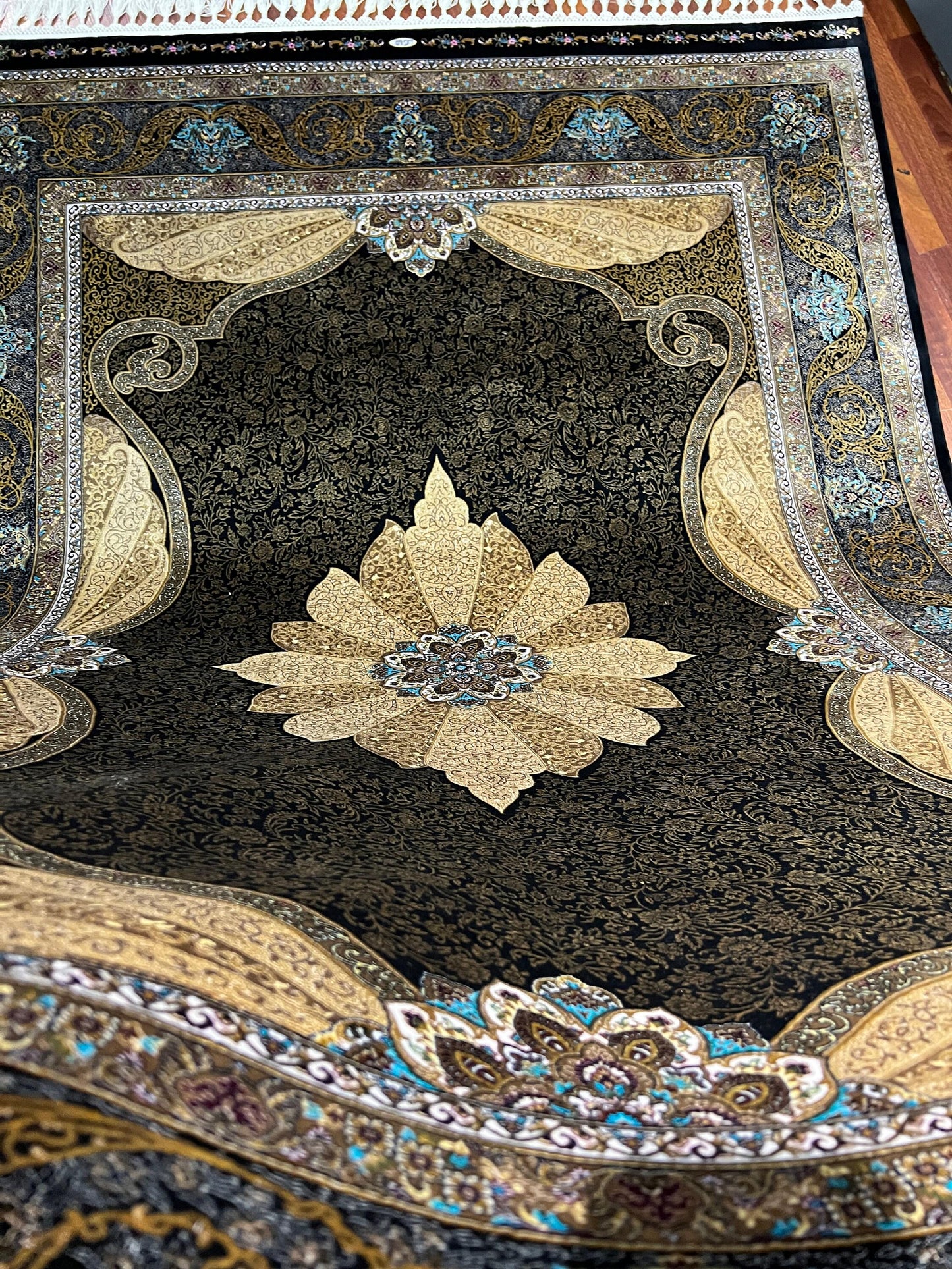 6x9 ft Black Gold Silk Rug Luxury Floral Medallion Area Rug Elegant Classic Living Room Carpet Decor