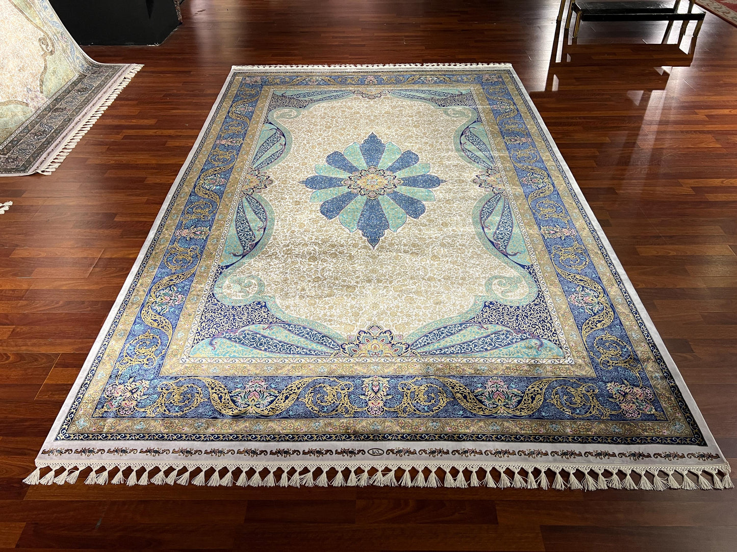 6x9 ft Blue Silk Rug Luxury Floral Medallion Area Rug Elegant Classic Living Room Carpet Decor