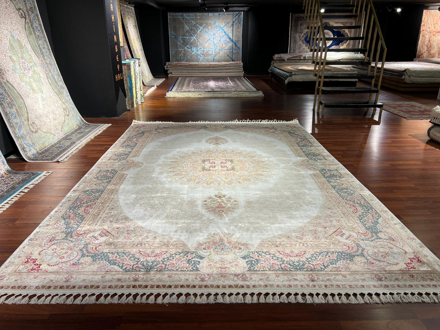 8x11 ft Cream Blue Silk Rug, Luxury Large Area Rug, Elegant Medallion Living Room Rug, Classic Soft Decorative Carpet