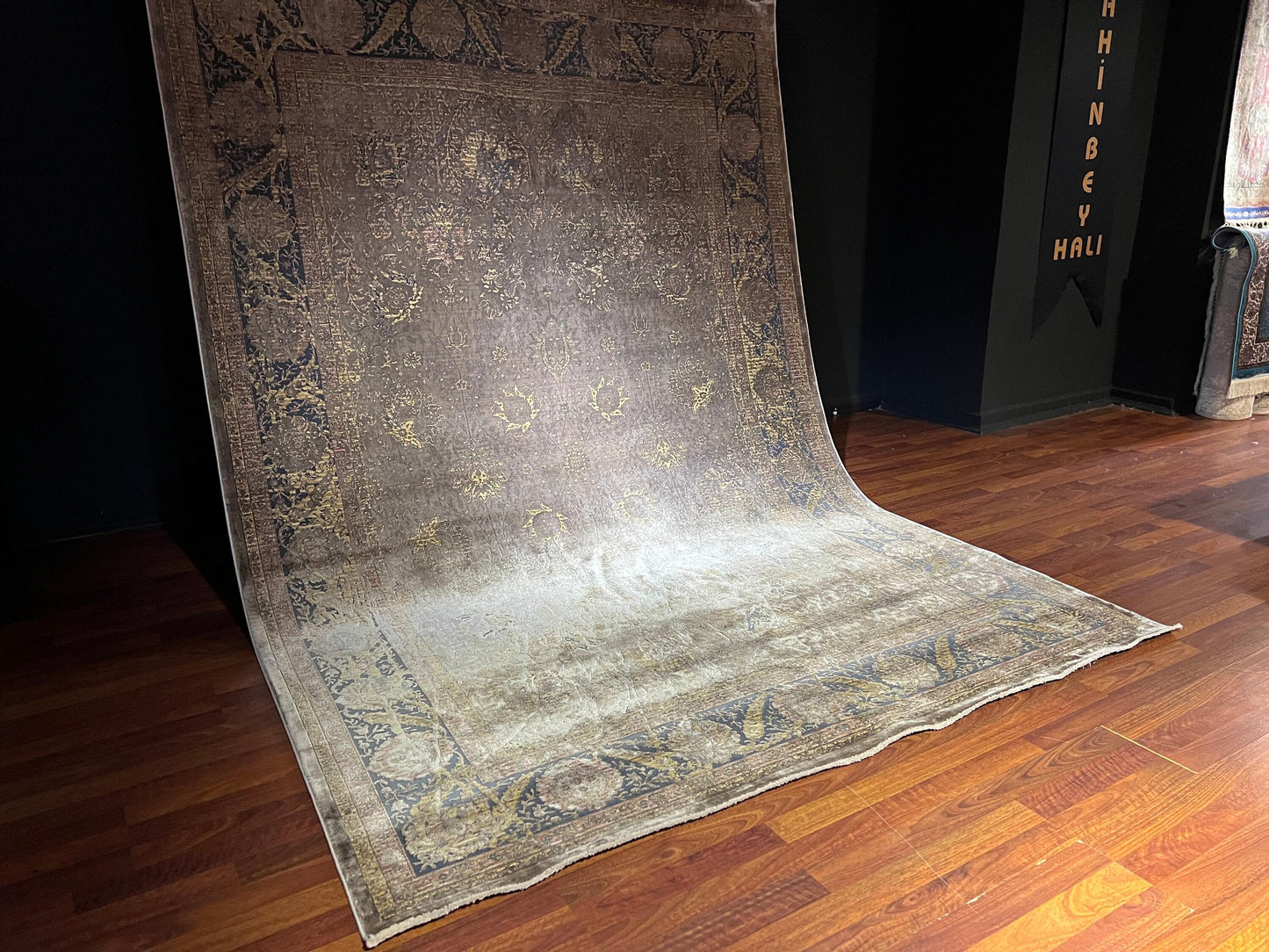 7x10 ft Vintage Distressed Rug, Beige Antique Look Area Rug, Modern Classic Living Room Carpet