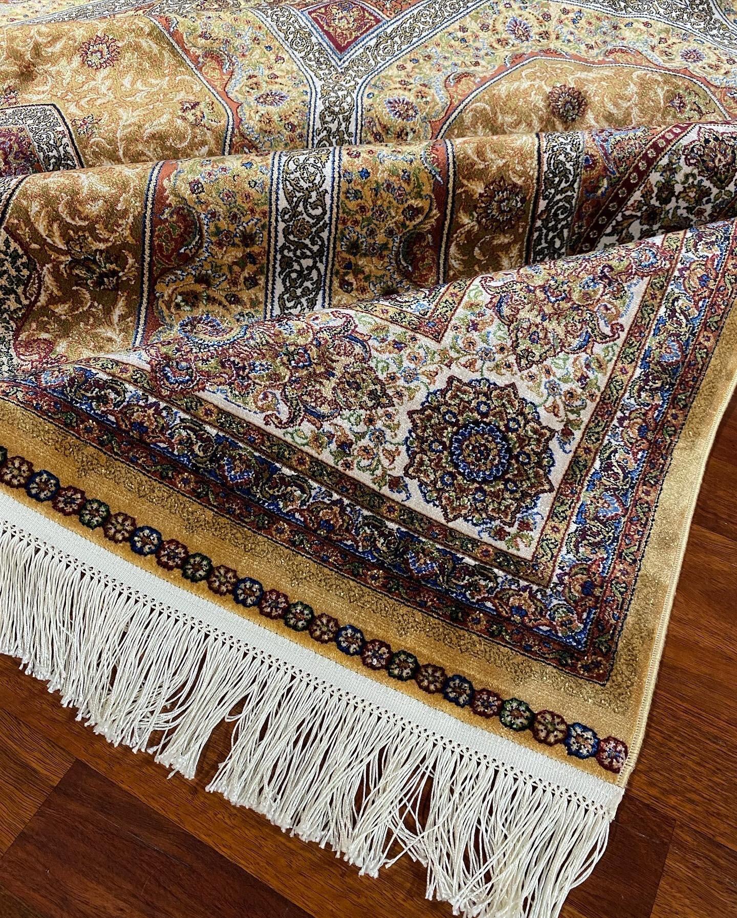 7x10 ft Classic Medallion Silk Rug, Vintage Style Luxury Area Rug, Elegant Traditional Living Room Carpet
