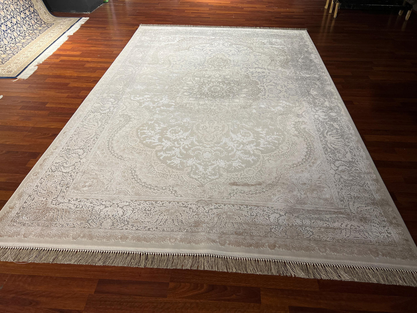 7x10 Beige Gray Bamboo Silk Rug, Floral Medallion Rug, Turkish Area Rug, Luxury Living Room Rug