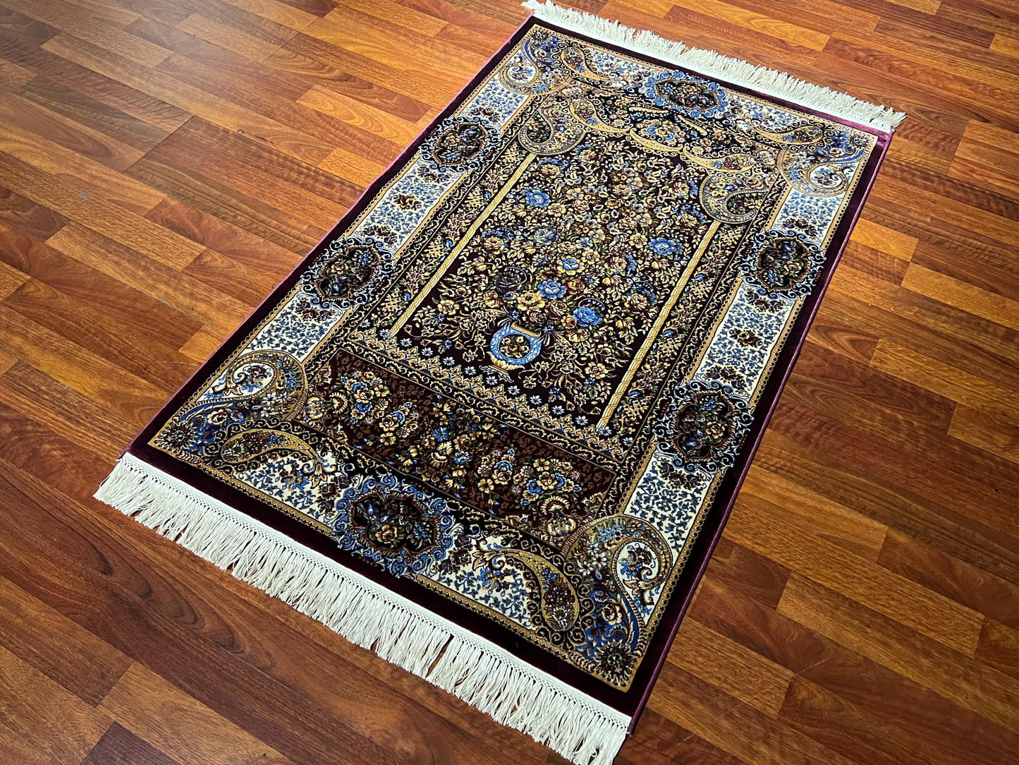 Burgundy Floral Silk Prayer Rug, Classic Medallion Janamaz, Luxury Islamic Gift