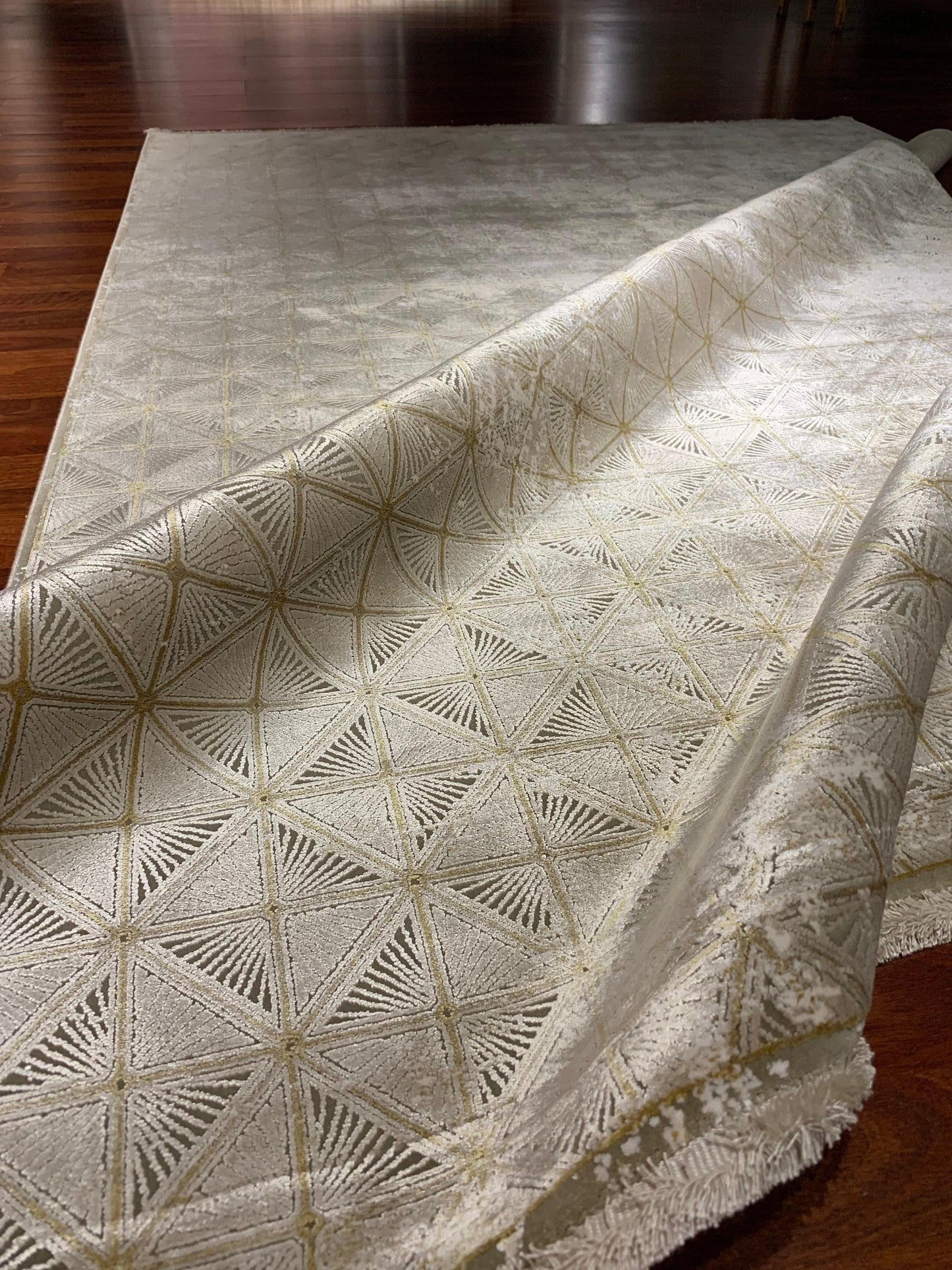 5x8 Modern Rug, Beige Gold Border, Bamboo Acrylic Carpet, Kitchen Dining Room Decor