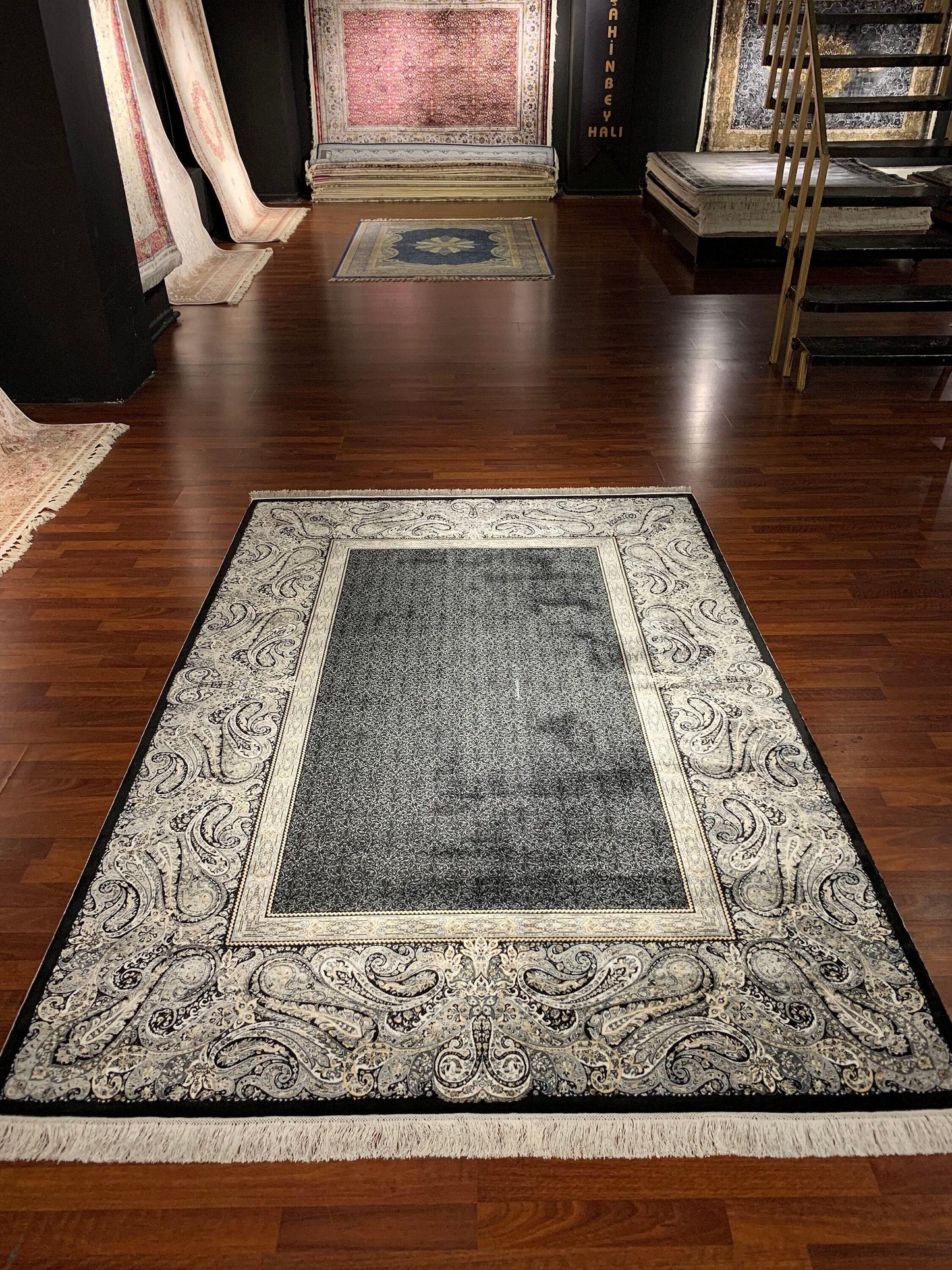 5x8 Silk Rug, Black Paisley Border, Turkish Oriental Carpet, Luxury Living Room Rug