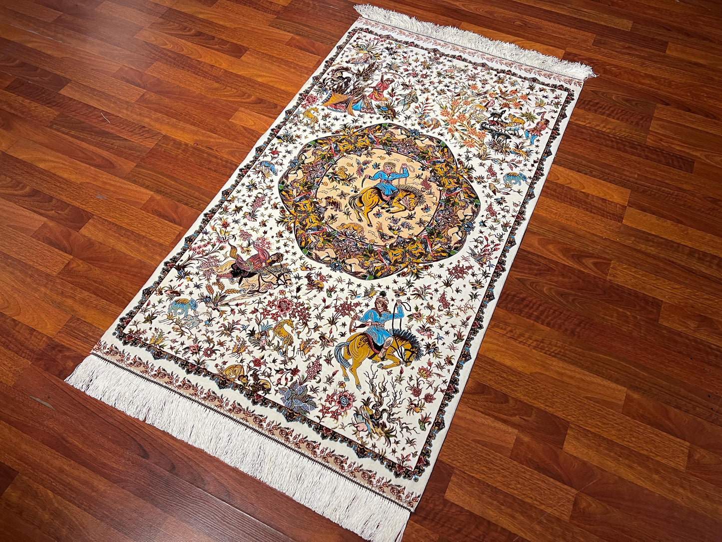 3x5ft Hunting Scene Silk Rug, 3x5 Area Rug, Turkish Modal Silk Rug