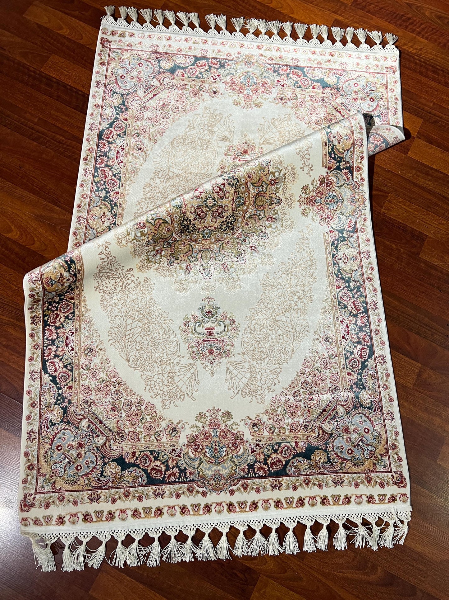 White Medallion Silk Runner Rug, 3x5 Area Rug, Hallway Rug, Turkish Decor