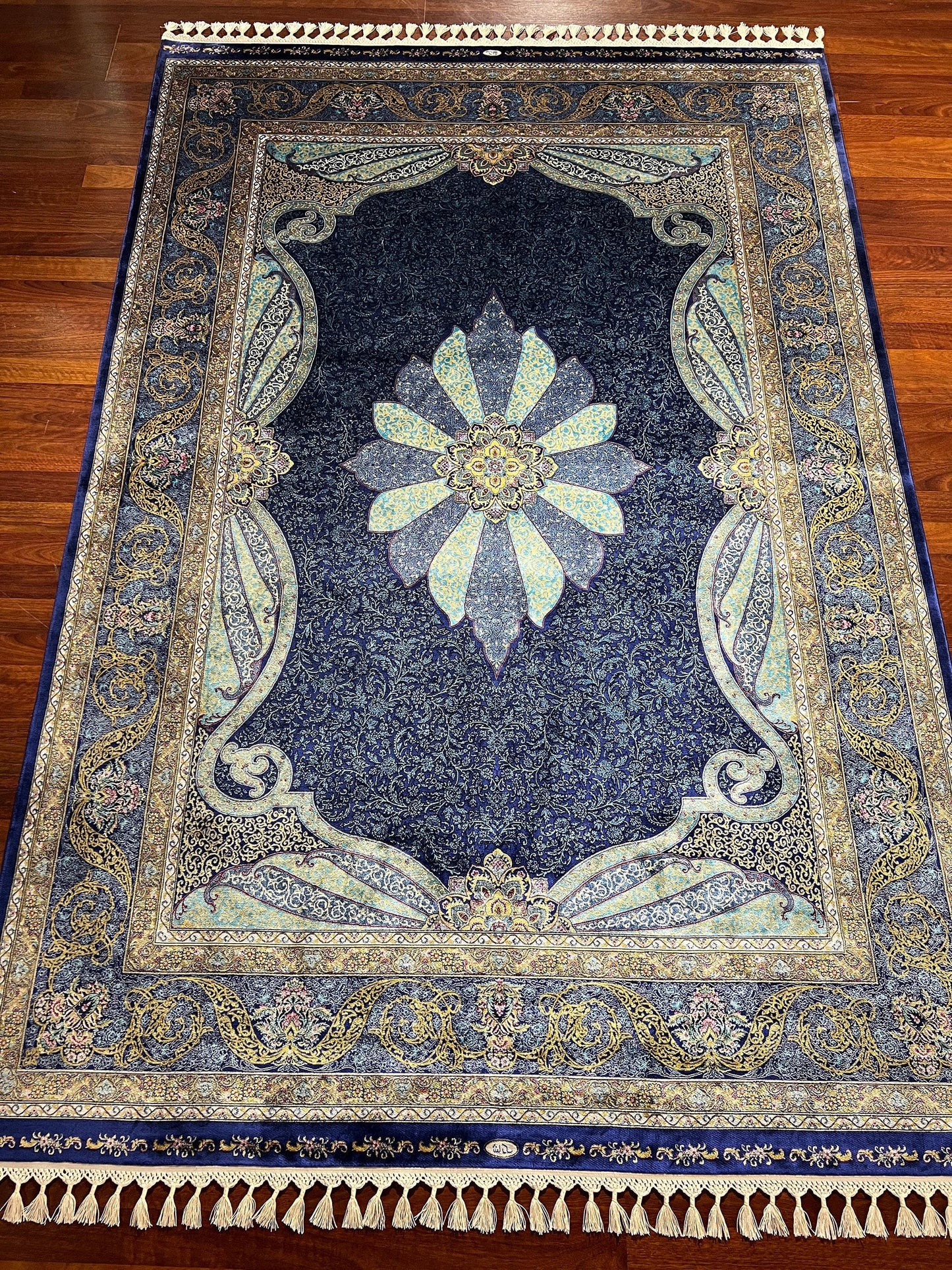 4x6 Blue Beige Medallion Silk Runner Rug, Hallway Rug, Bedroom Runner, Turkish Silk Rug, Luxury Decor