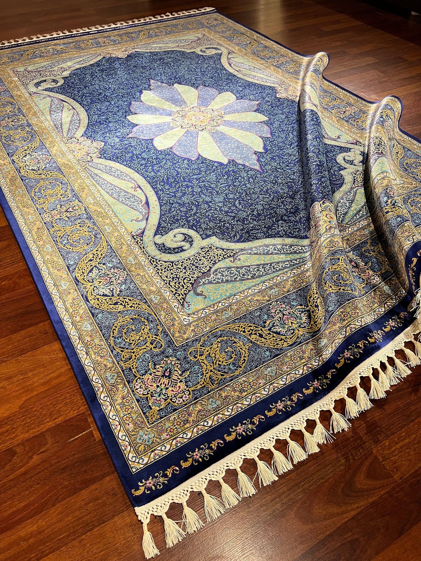 4x6 Blue Beige Medallion Silk Runner Rug, Hallway Rug, Bedroom Runner, Turkish Silk Rug, Luxury Decor