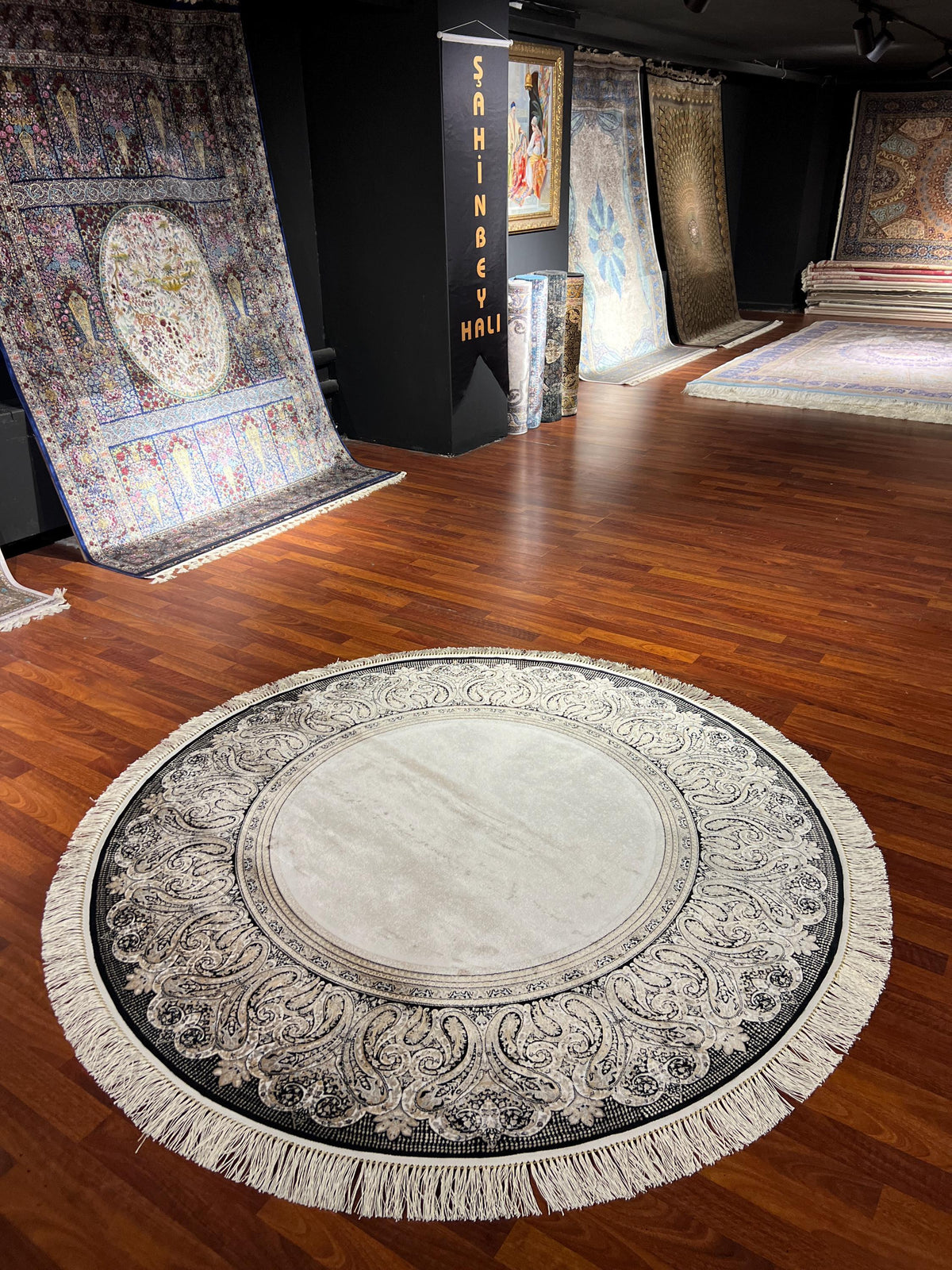5x5ft Baroque Round Rug, Ivory Black Circle Rug, Vintage Medallion Rug, Silk Circle Area Rug