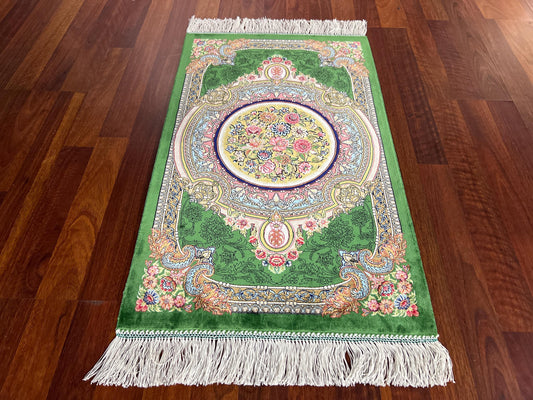 Green Floral Medallion Silk Rug, 2x3 Mini Rug, Palace Design Rug, Gift Rug