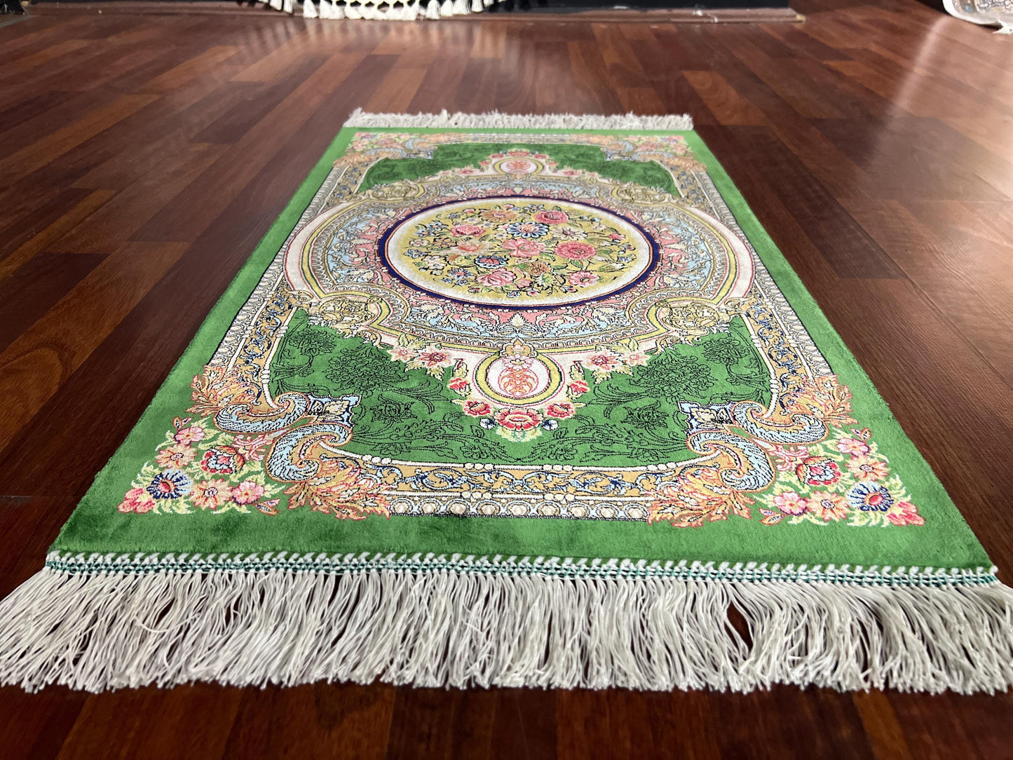 Green Floral Medallion Silk Rug, 2x3 Mini Rug, Palace Design Rug, Gift Rug