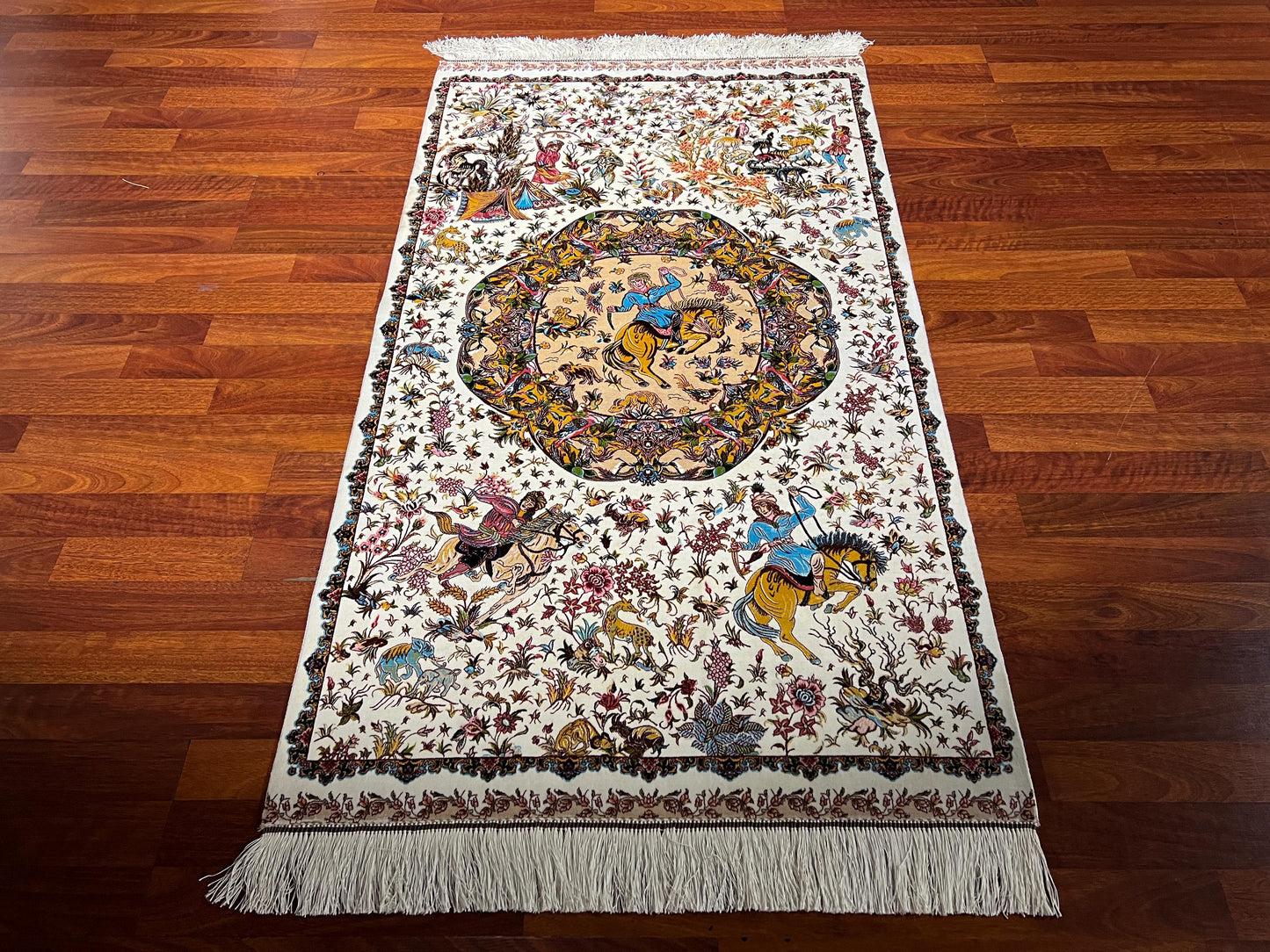 3x5ft Hunting Scene Silk Rug, 3x5 Area Rug, Turkish Modal Silk Rug