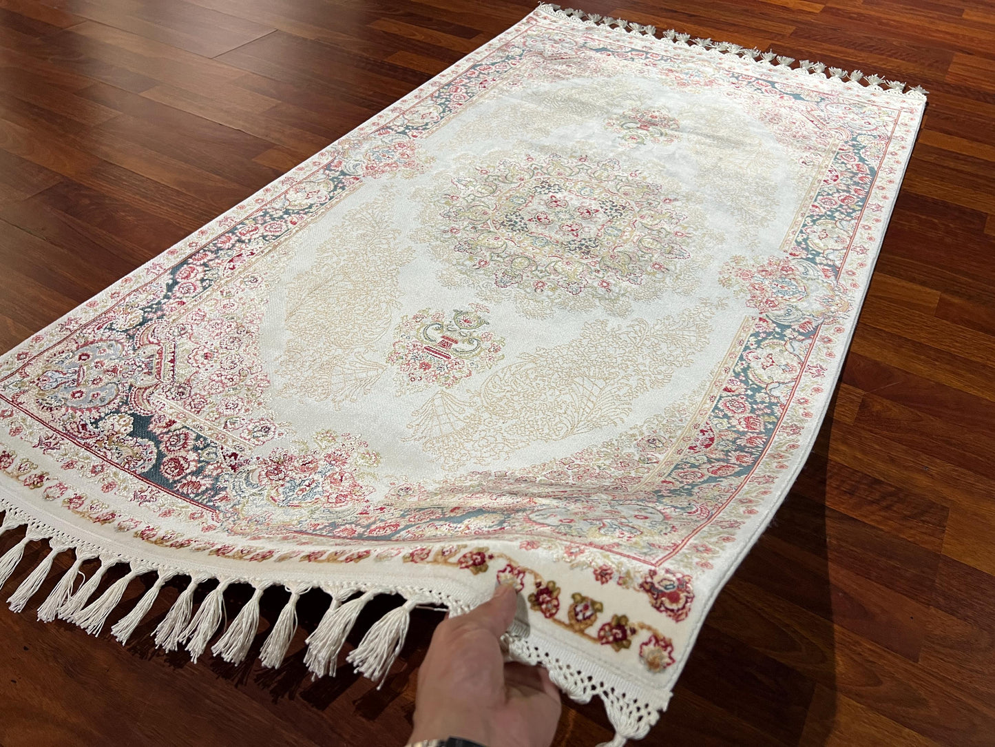 White Medallion Silk Runner Rug, 3x5 Area Rug, Hallway Rug, Turkish Decor