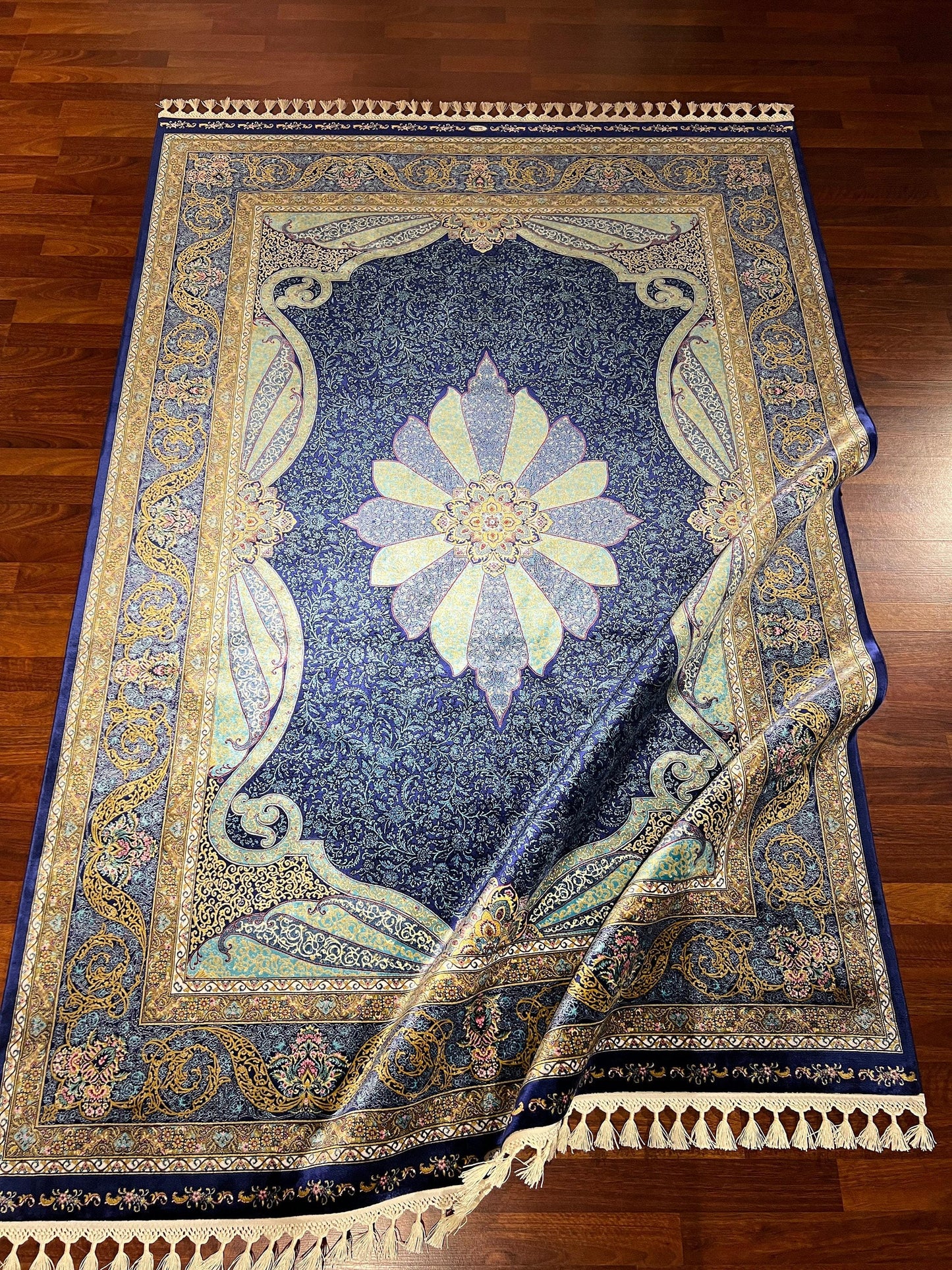 4x6 Blue Beige Medallion Silk Runner Rug, Hallway Rug, Bedroom Runner, Turkish Silk Rug, Luxury Decor