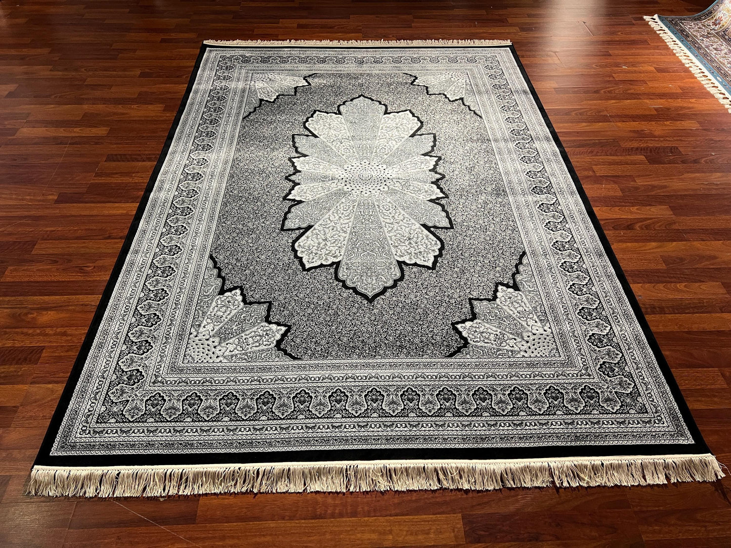 5x8 Black Ivory Silk Rug, Bamboo Silk Area Rug, Luxury Living Room Carpet, Classic Medallion Rug