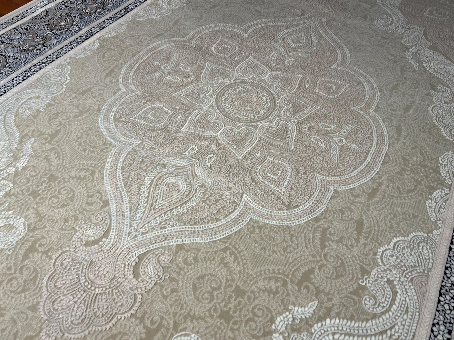 5x8 White Blue Bamboo Rug, Classic Palace Area Rug, Luxury Living Room Carpet, Elegant Home Decor Rug