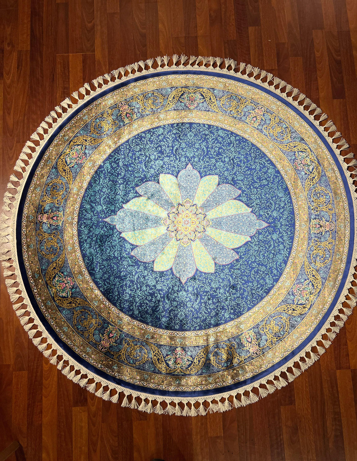 5x5 Blue Round Silk Rug, Circle Rug, Floral Medallion Rug, Turkish Round Rug, Luxury Silk Rug, Home Decor Rug