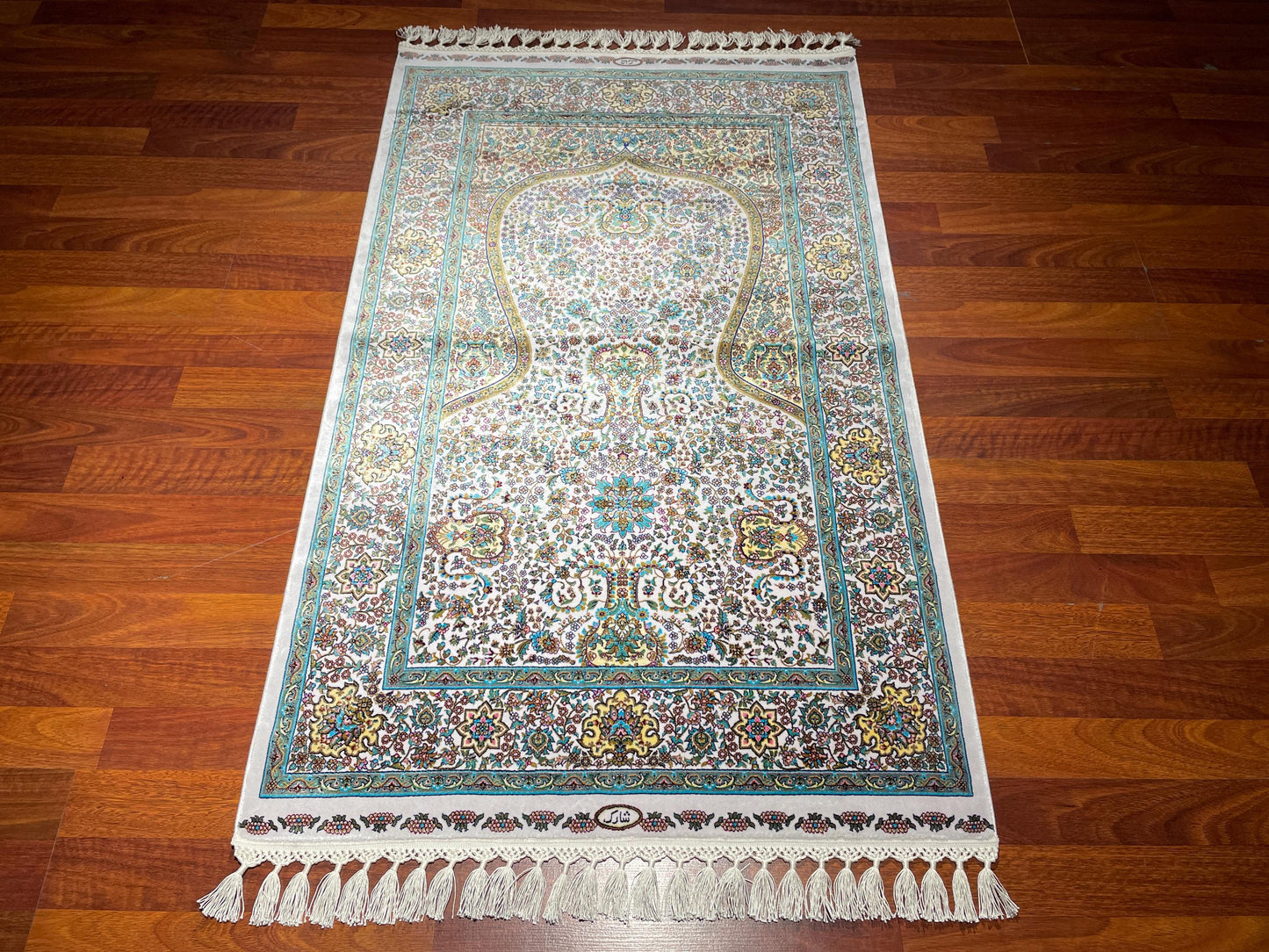 Modal Silk Sajjadeh Prayer Rug, Islamic Prayer Mat, Floral Mihrab Rug, Luxury Muslim Gift Rug