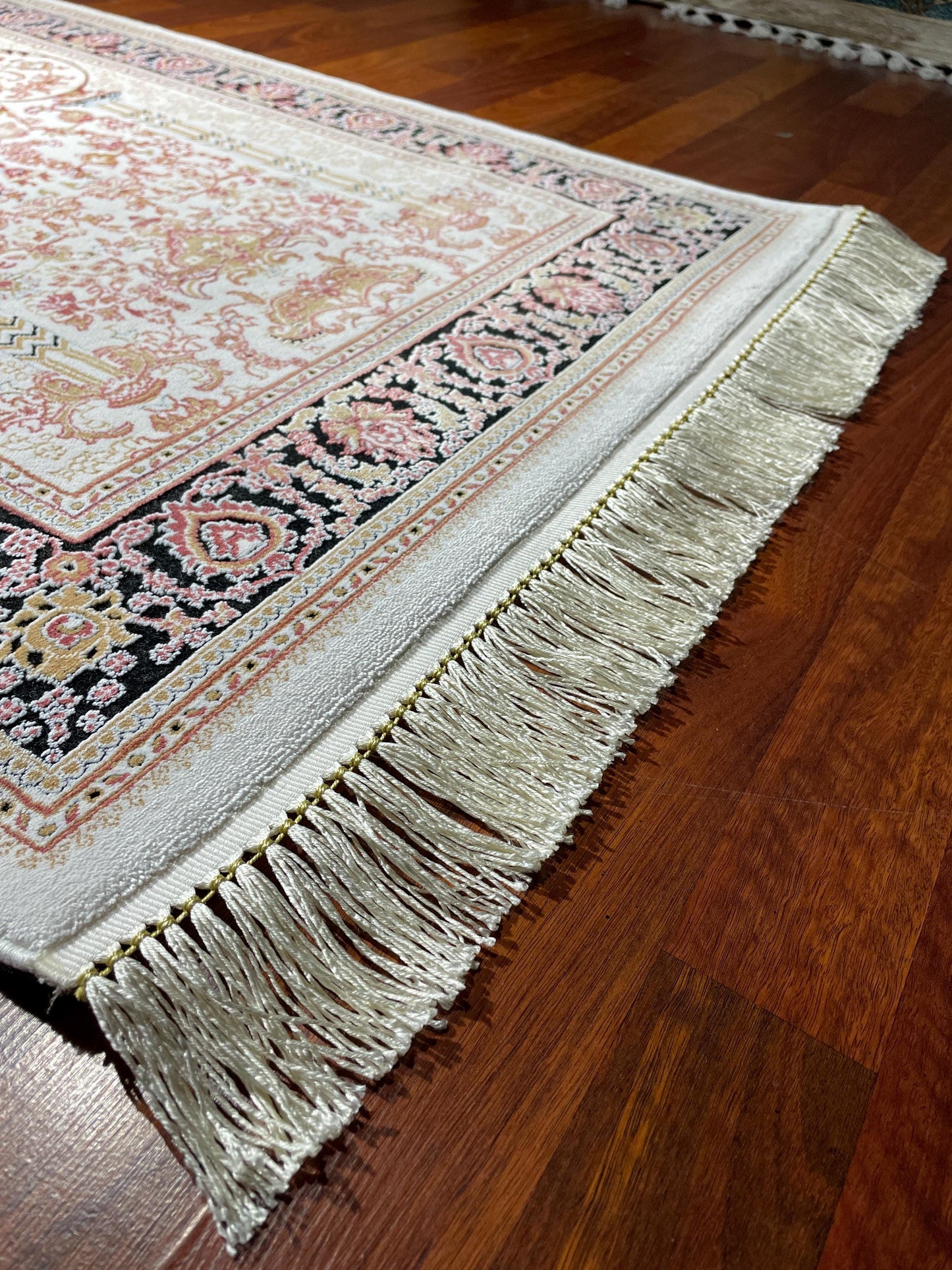 2.62x4.10 ft Fringed Cream Rose Bamboo Acrylic Sajjadah Prayer Rug, 100 Combs Floral Mihrab Islamic Prayer Mat