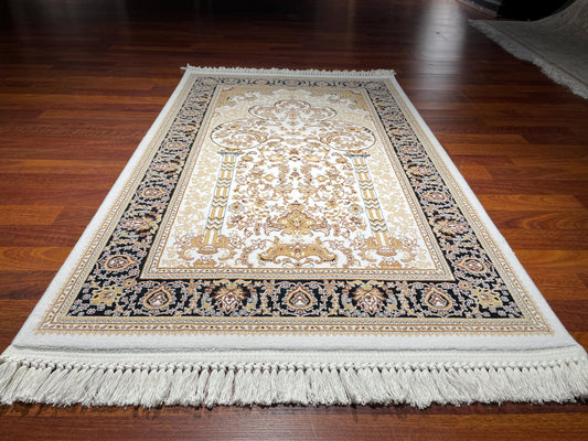 2.62x4.10 ft Fringed Cream Black Bamboo Acrylic Sajjadah Prayer Rug, Floral Mihrab Islamic Prayer Mat