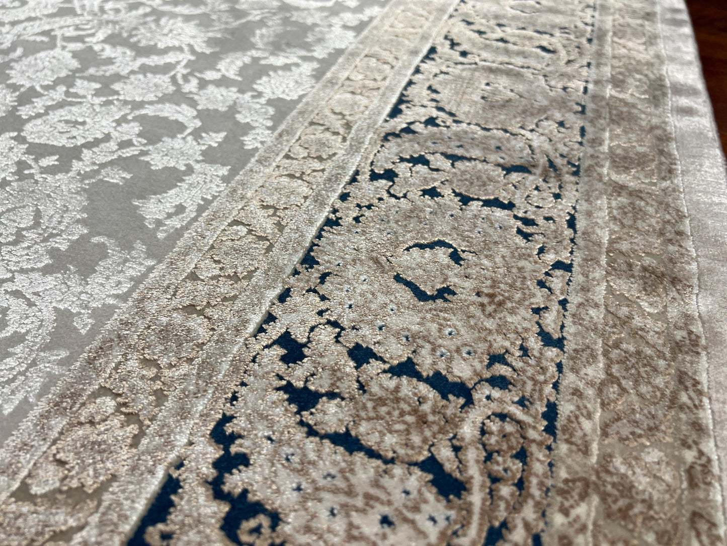 5x8 White Blue Bamboo Rug, Classic Palace Area Rug, Luxury Living Room Carpet, Elegant Office Rug