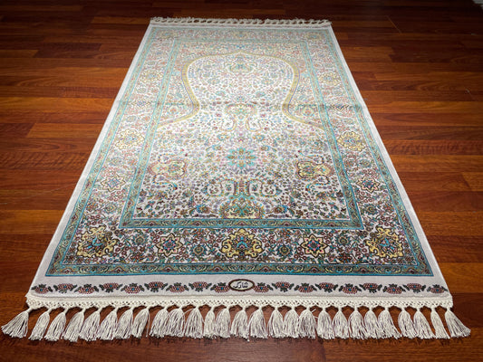 Modal Silk Sajjadeh Prayer Rug, Islamic Prayer Mat, Floral Mihrab Rug, Luxury Muslim Gift Rug