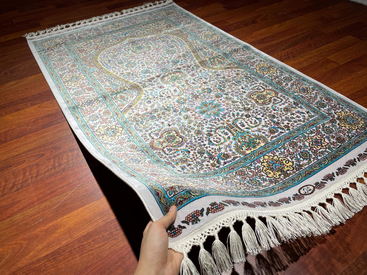Modal Silk Sajjadeh Prayer Rug, Islamic Prayer Mat, Floral Mihrab Rug, Luxury Muslim Gift Rug