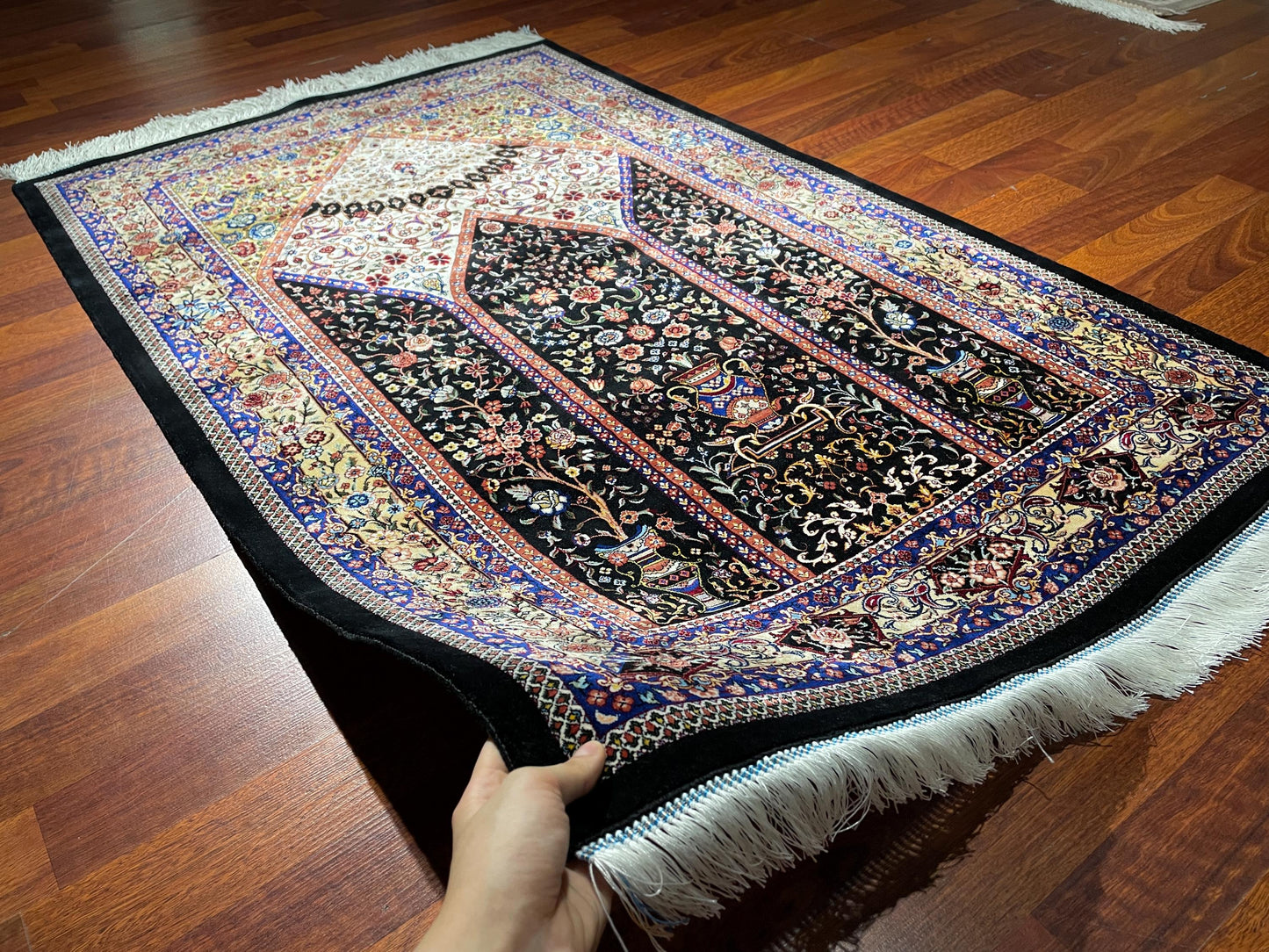 Black Modal Silk Sajjadah Prayer Rug, 120 Combs Floral Mihrab Rug, Luxury Islamic Prayer Mat, Muslim Gift Rug