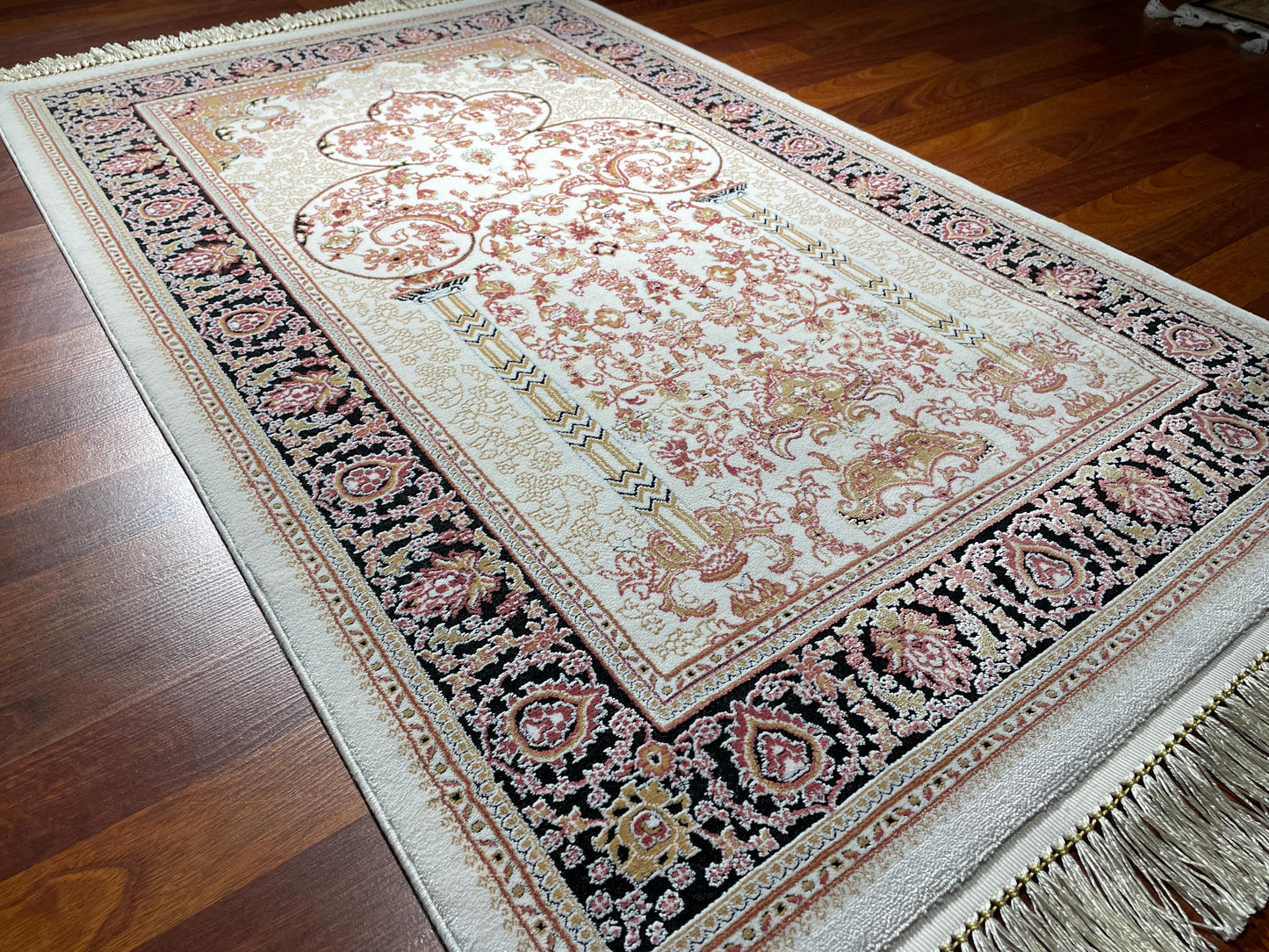 2.62x4.10 ft Fringed Cream Rose Bamboo Acrylic Sajjadah Prayer Rug, 100 Combs Floral Mihrab Islamic Prayer Mat