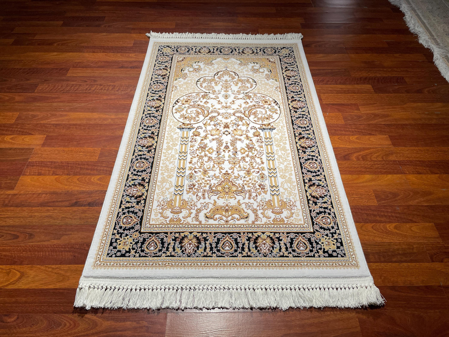 2.62x4.10 ft Fringed Cream Black Bamboo Acrylic Sajjadah Prayer Rug, Floral Mihrab Islamic Prayer Mat