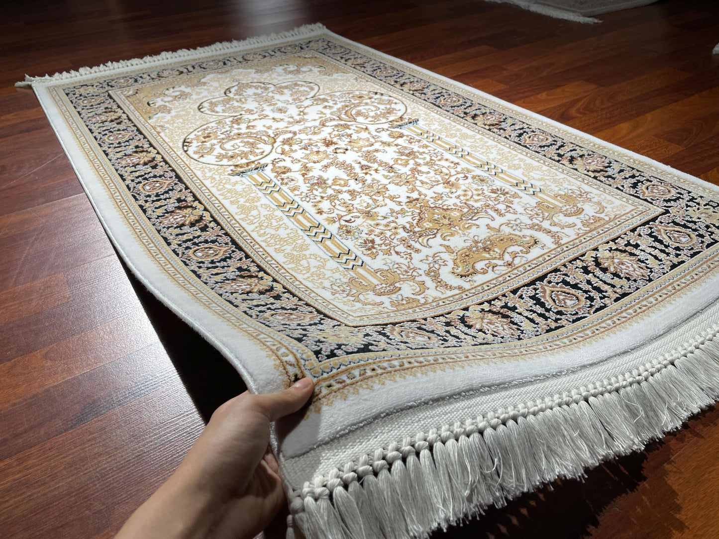 2.62x4.10 ft Fringed Cream Black Bamboo Acrylic Sajjadah Prayer Rug, Floral Mihrab Islamic Prayer Mat